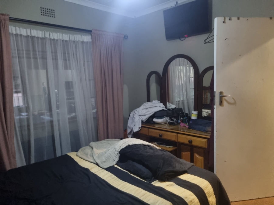 3 Bedroom Property for Sale in Vaalpark Free State